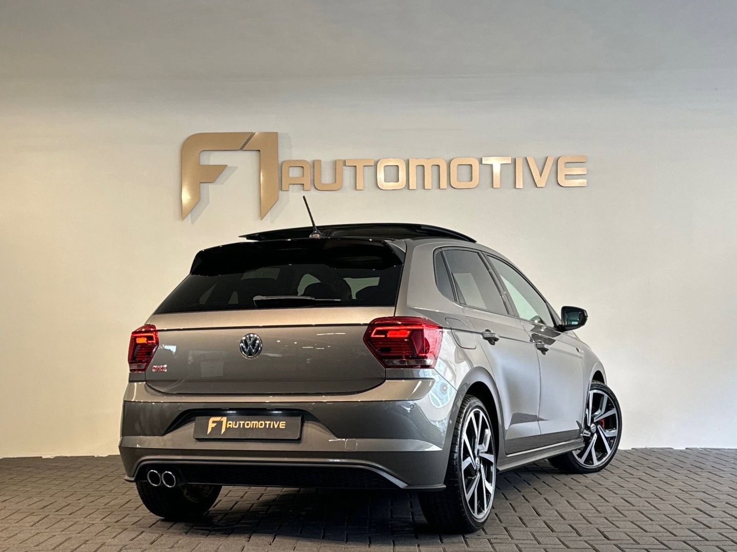 Volkswagen Polo 2.0 TSI GTI Pano|Sfeer|CarPlay|Virtual|ACC