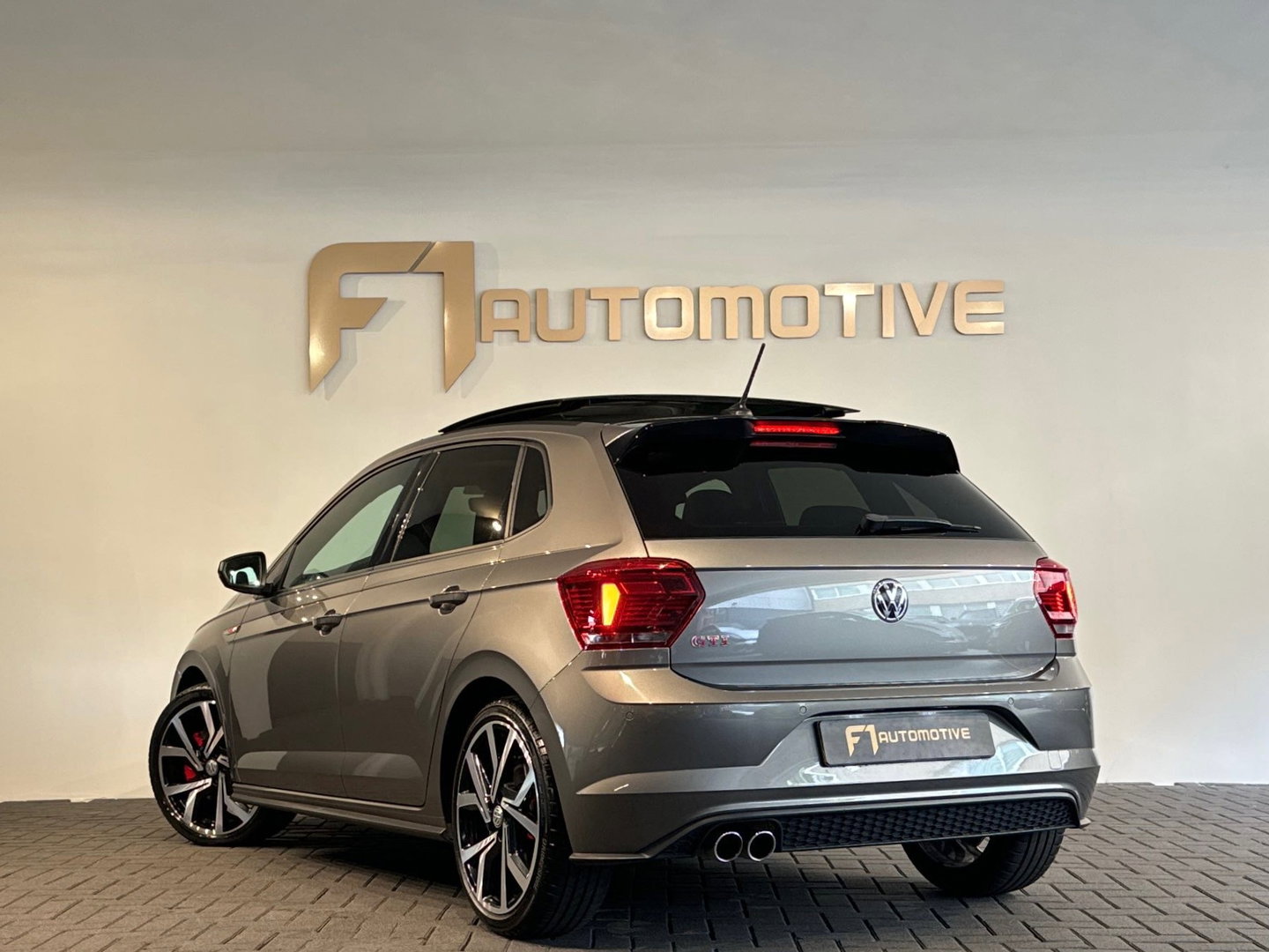 Volkswagen Polo 2.0 TSI GTI Pano|Sfeer|CarPlay|Virtual|ACC