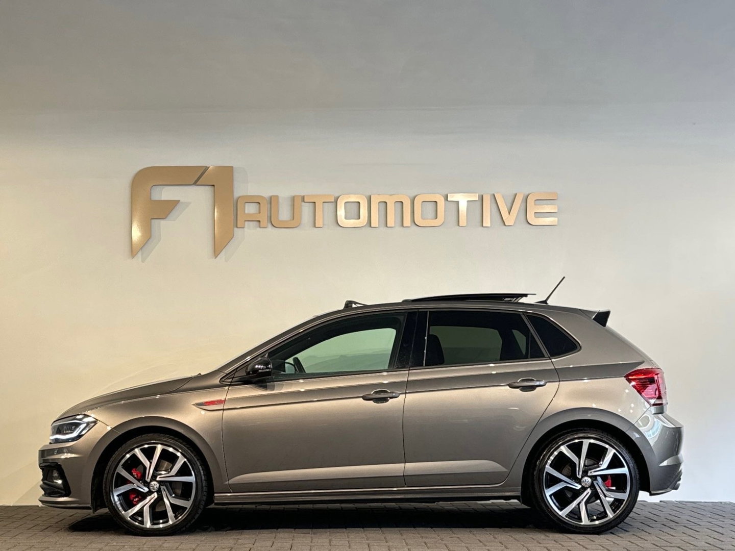 Volkswagen Polo 2.0 TSI GTI Pano|Sfeer|CarPlay|Virtual|ACC