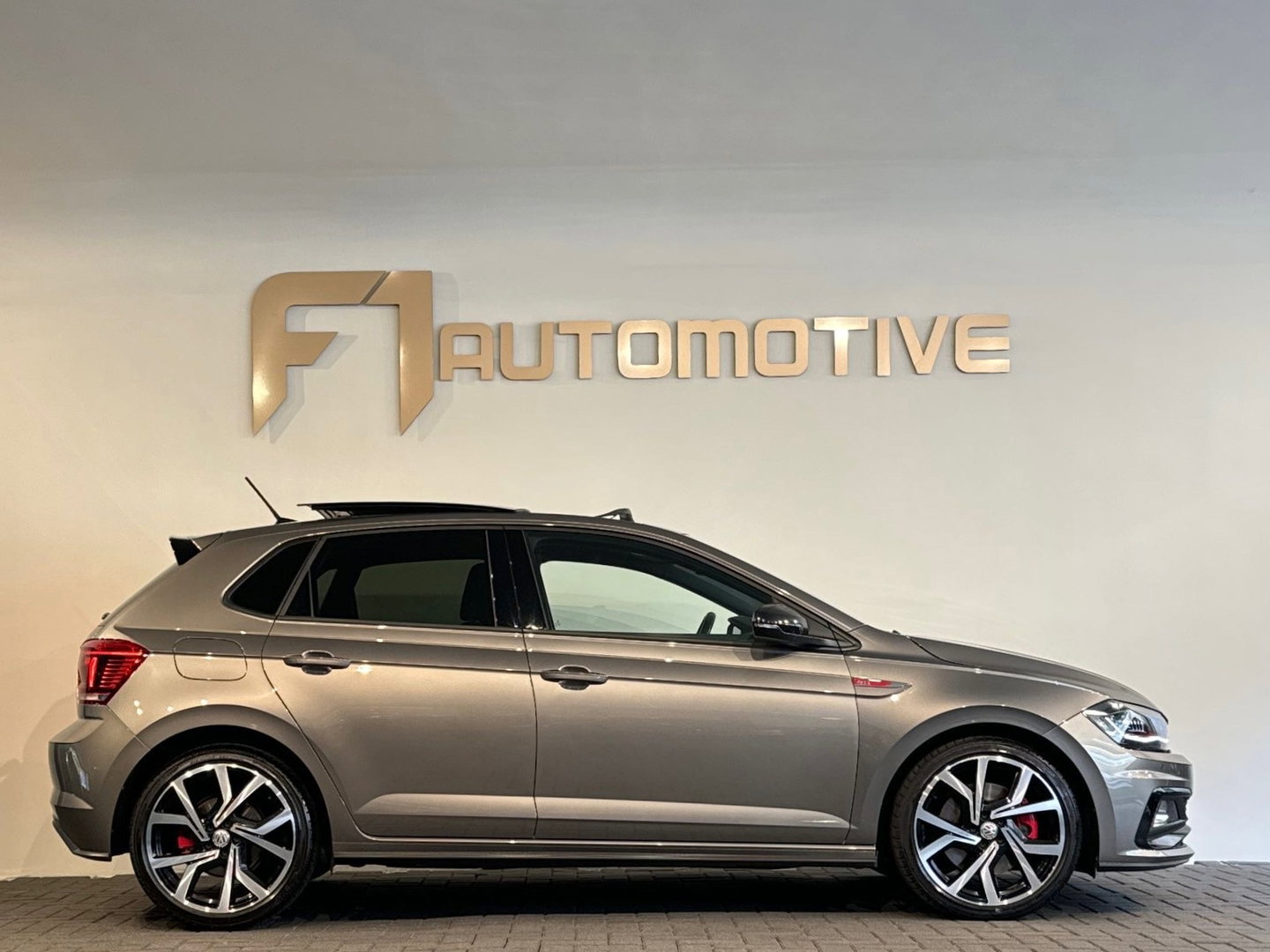 Volkswagen Polo 2.0 TSI GTI Pano|Sfeer|CarPlay|Virtual|ACC