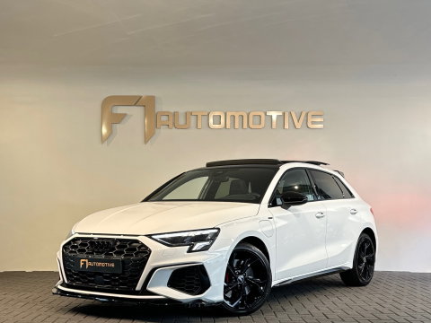 Audi A3 Sportback 45 TFSI e S Line Competition Pano|B&O|Keyless