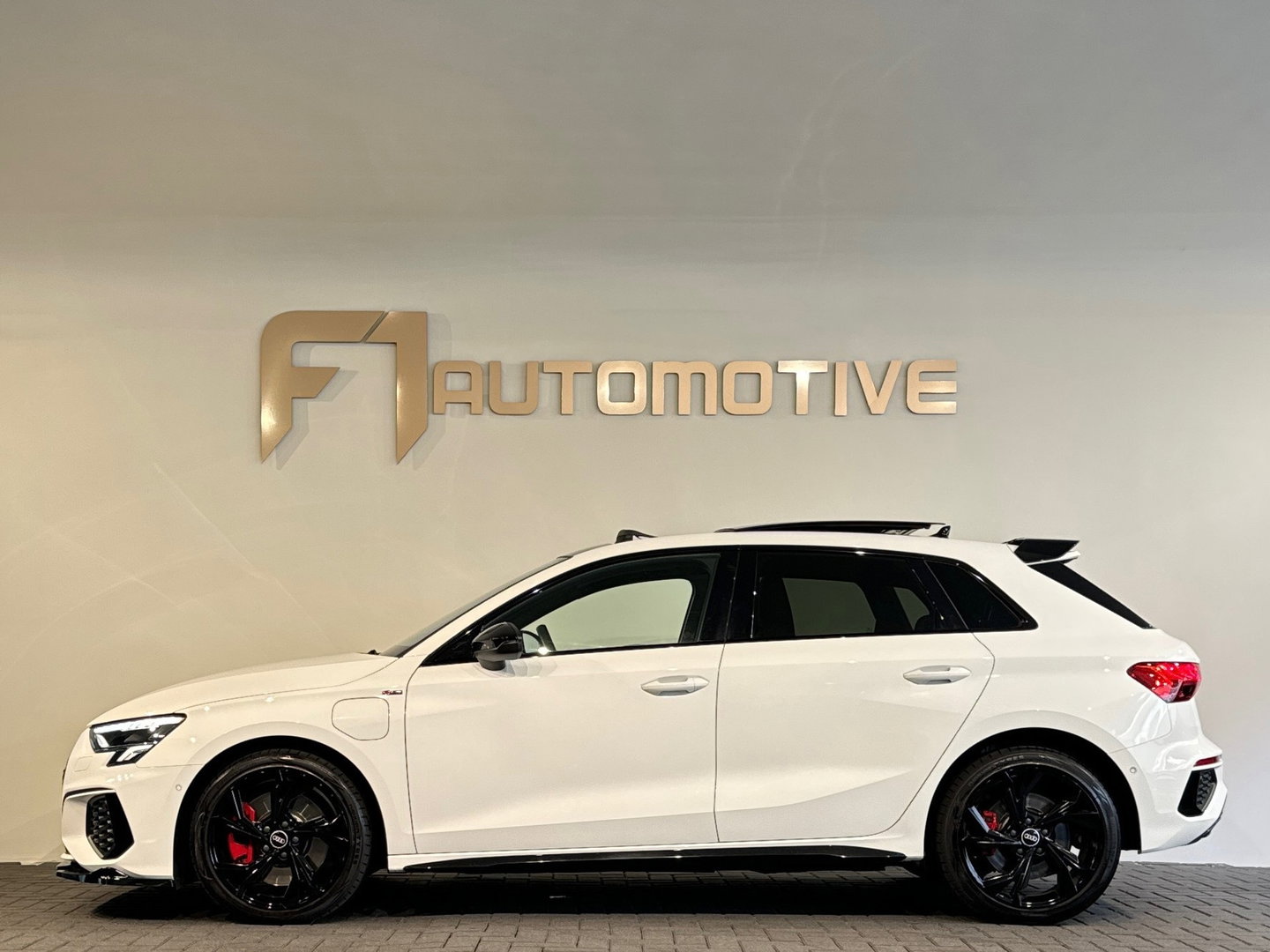 Audi A3 Sportback 45 TFSI e S Line Competition Pano|B&O|Keyless