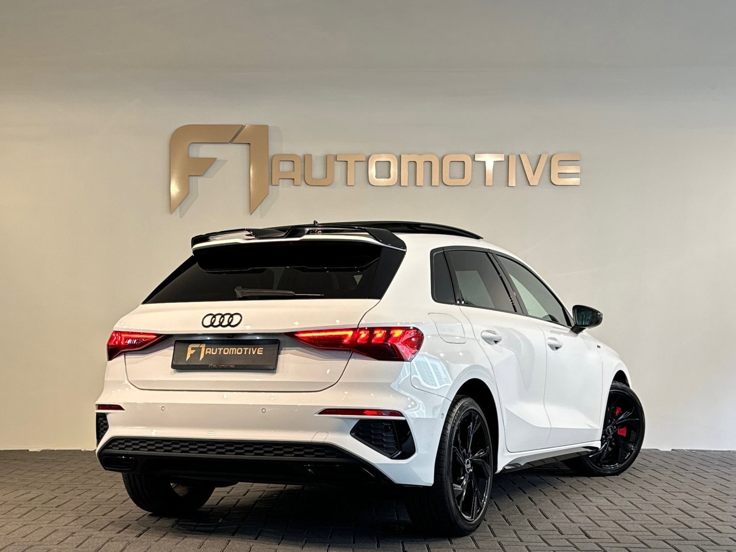 Audi A3 Sportback 45 TFSI e S Line Competition Pano|B&O|Keyless