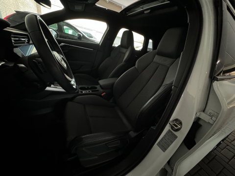 Audi A3 Sportback 45 TFSI e S Line Competition Pano|B&O|Keyless