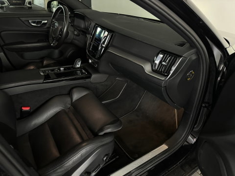 Volvo S60 2.0 T6 AWD Twin Engine R-Design Pano|Memory|Camera