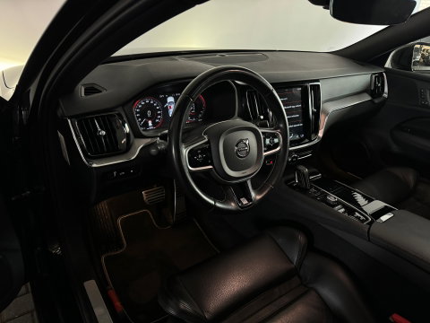 Volvo S60 2.0 T6 AWD Twin Engine R-Design Pano|Memory|Camera