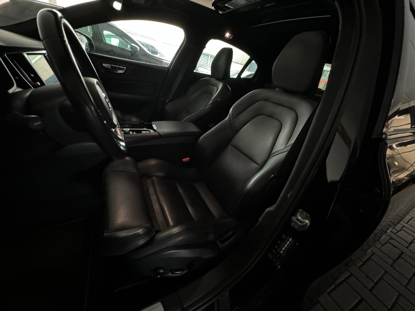 Volvo S60 2.0 T6 AWD Twin Engine R-Design Pano|Memory|Camera