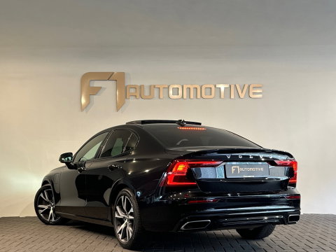 Volvo S60 2.0 T6 AWD Twin Engine R-Design Pano|Memory|Camera