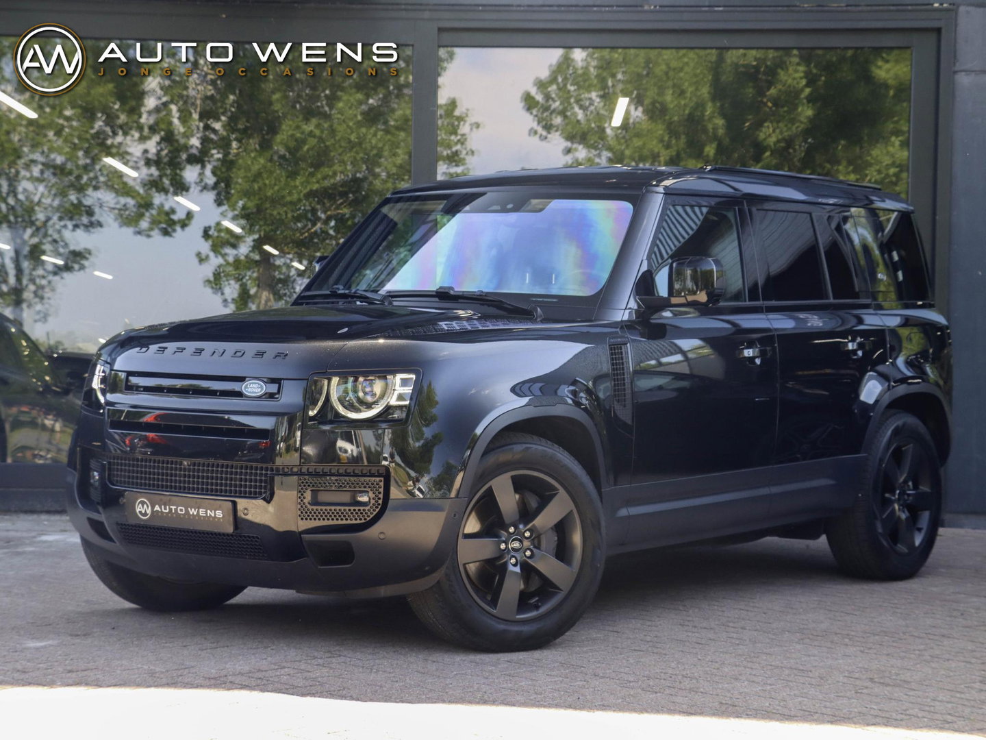 Land Rover Defender 110 P400e SE | 24.000 km | BTW auto
