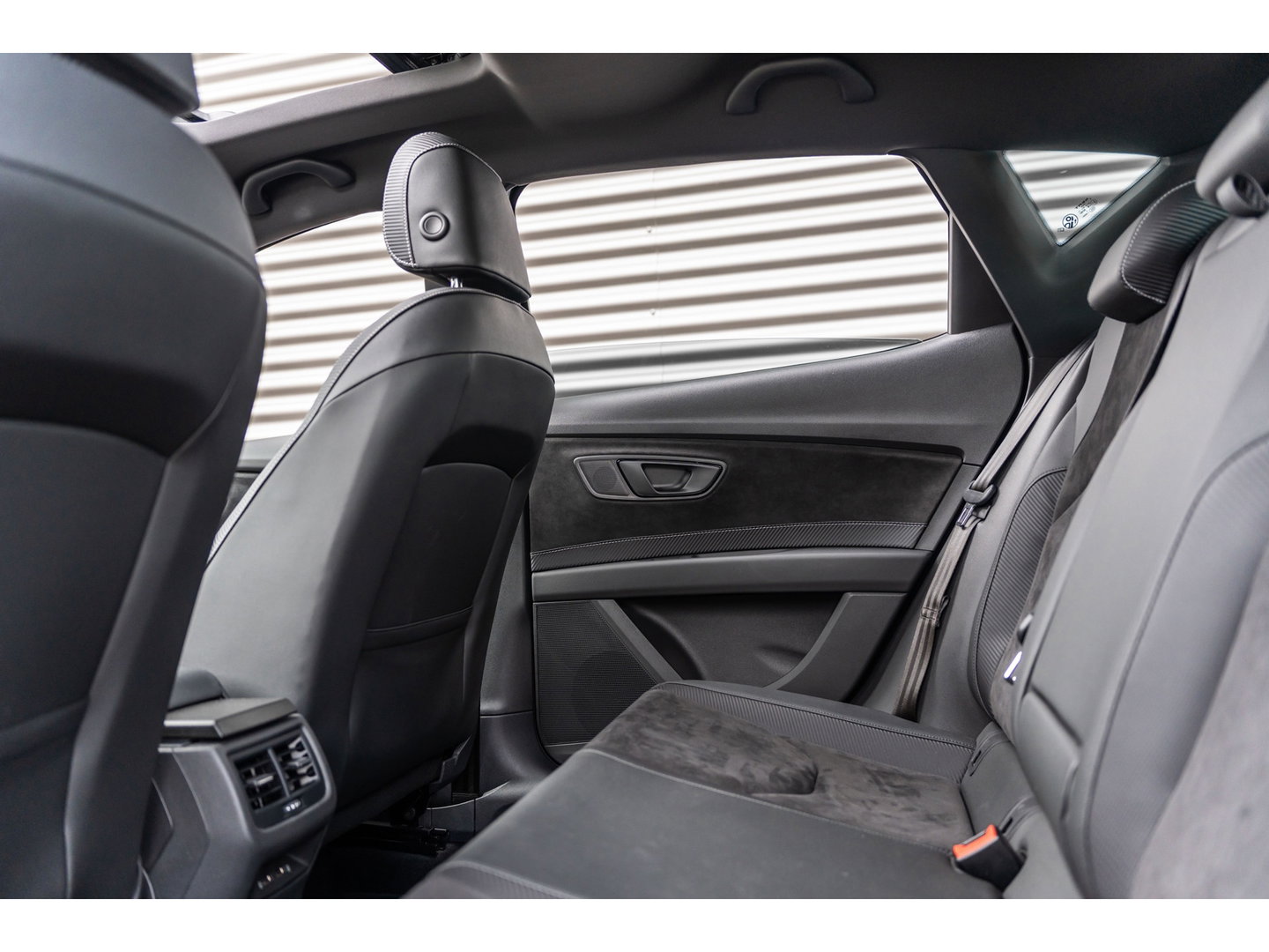 SEAT Leon 2.0 TSI CUPRA PERFORMANCE PANO BEATS BREMBO CAMERA