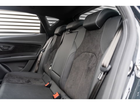 SEAT Leon 2.0 TSI CUPRA PERFORMANCE PANO BEATS BREMBO CAMERA