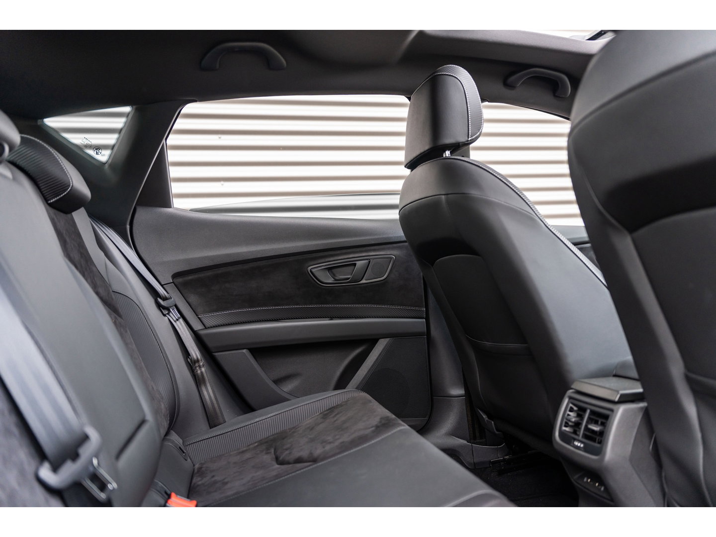 SEAT Leon 2.0 TSI CUPRA PERFORMANCE PANO BEATS BREMBO CAMERA