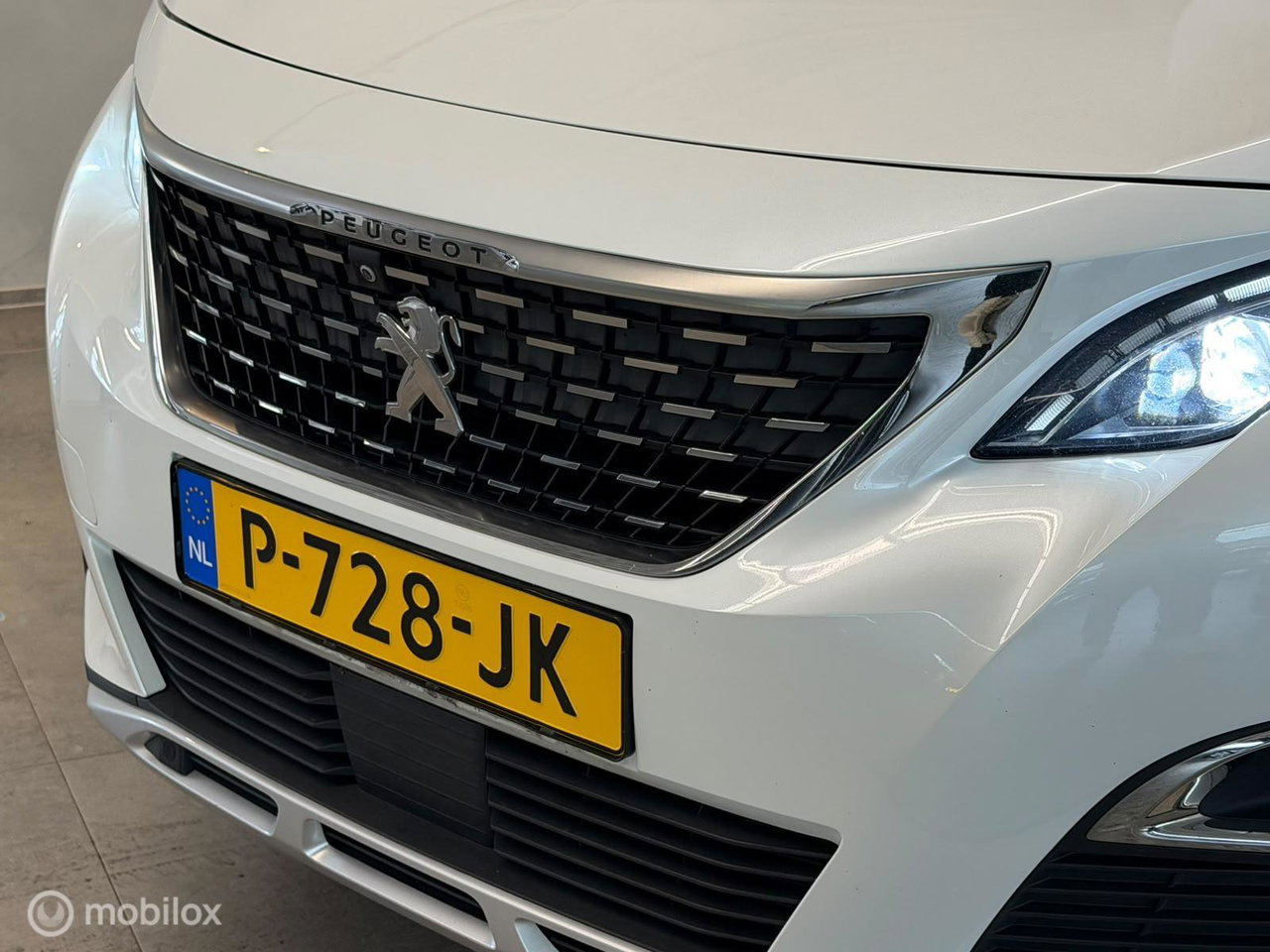 Peugeot 5008