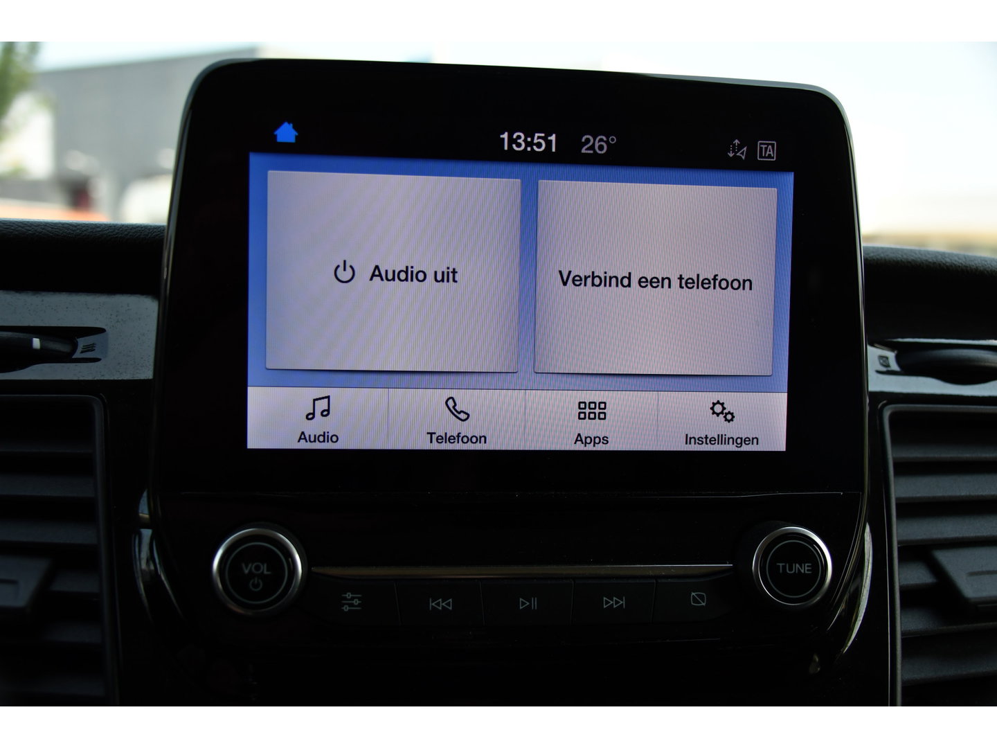 Ford Transit Custom 300 2.0 TDCI L1H1 Trail Camera, Cruise, Carplay, LED, Stoelverwarming, Leder, LM Velgen, 130pk, Mulitmedia, Sensoren, Uniek!