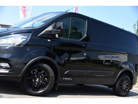 Ford Transit Custom 300 2.0 TDCI L1H1 Trail Camera, Cruise, Carplay, LED, Stoelverwarming, Leder, LM Velgen, 130pk, Mulitmedia, Sensoren, Uniek!