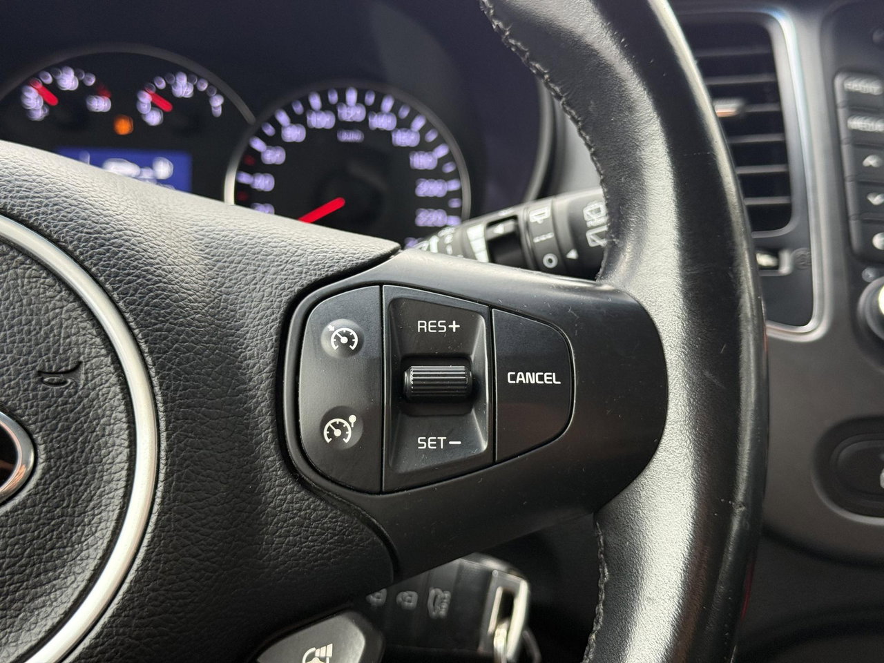 Kia Carens