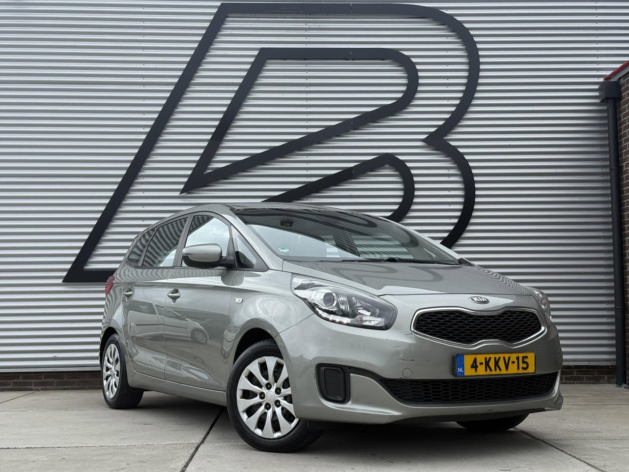 Kia Carens