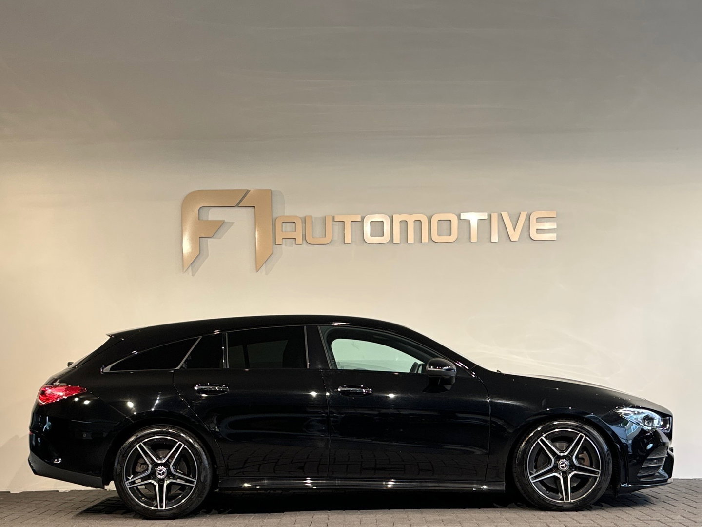 Mercedes-Benz CLA-Klasse Shooting Brake 250 Premium+ Memory