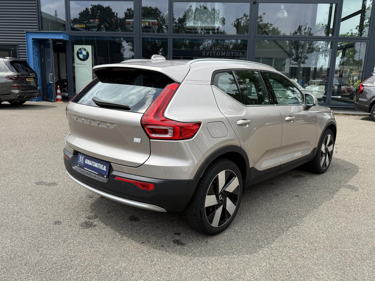 Volvo XC40