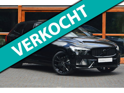 Volvo XC60 Hybride AWD Plus Black Edition | Luchtvering | Bowers & Wilkins | Panoramadak | 360° Camera | Stoel + Stuur Verwarmd |