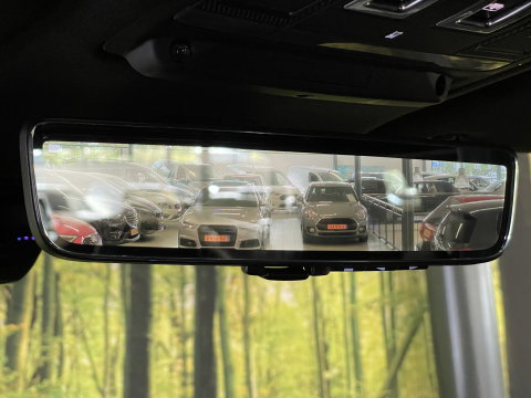 Land Rover Defender 110 2.0 P400e 110 X | Luchtvering | Afneembare Trekhaak | Apple Carplay | 360° Camera | Meridian | Stuurwielverwarming | Koelkast |