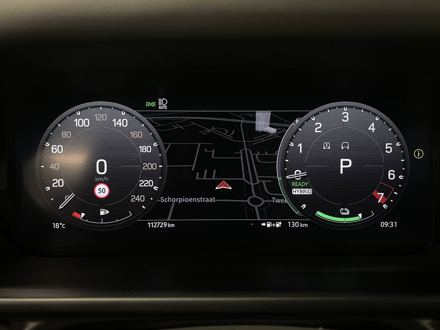 Land Rover Defender 110 2.0 P400e 110 X | Luchtvering | Afneembare Trekhaak | Apple Carplay | 360° Camera | Meridian | Stuurwielverwarming | Koelkast |