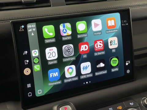 Land Rover Defender 110 2.0 P400e 110 X | Luchtvering | Afneembare Trekhaak | Apple Carplay | 360° Camera | Meridian | Stuurwielverwarming | Koelkast |