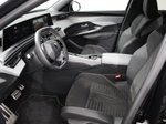 Peugeot e-3008