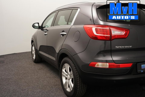 Kia Sportage 1.6 GDI 20th Anniversary|CAM|NAV|TREKHAAK|LED