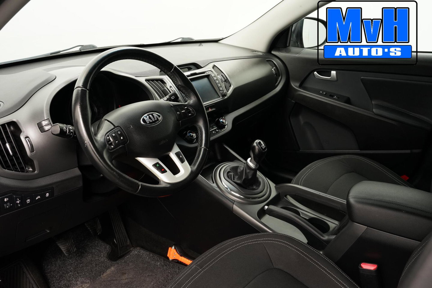 Kia Sportage 1.6 GDI 20th Anniversary|CAM|NAV|TREKHAAK|LED