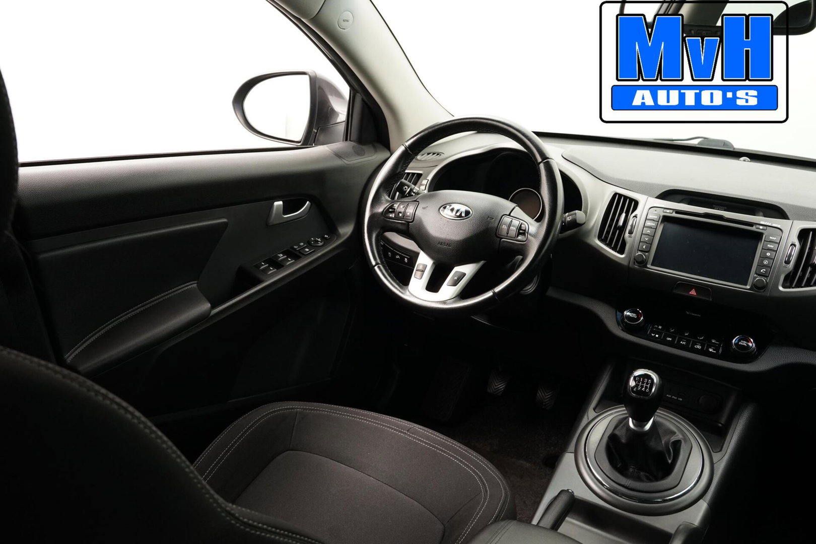 Kia Sportage 1.6 GDI 20th Anniversary|CAM|NAV|TREKHAAK|LED