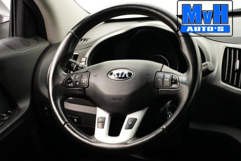 Kia Sportage 1.6 GDI 20th Anniversary|CAM|NAV|TREKHAAK|LED