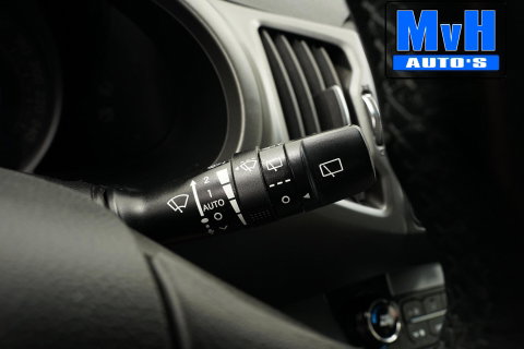 Kia Sportage 1.6 GDI 20th Anniversary|CAM|NAV|TREKHAAK|LED
