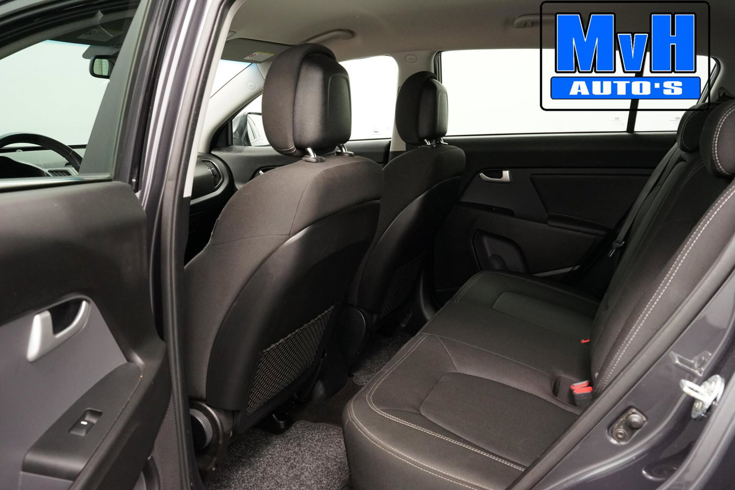 Kia Sportage 1.6 GDI 20th Anniversary|CAM|NAV|TREKHAAK|LED