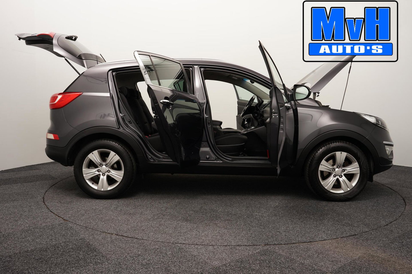 Kia Sportage 1.6 GDI 20th Anniversary|CAM|NAV|TREKHAAK|LED