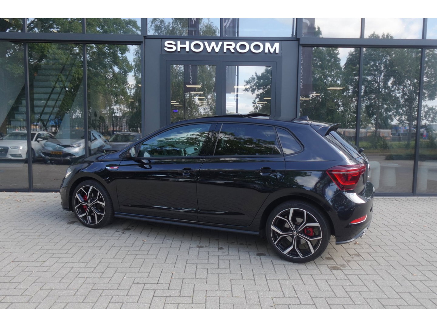 Volkswagen Polo 2.0 TSI GTI PANO KEYLESS BEATS