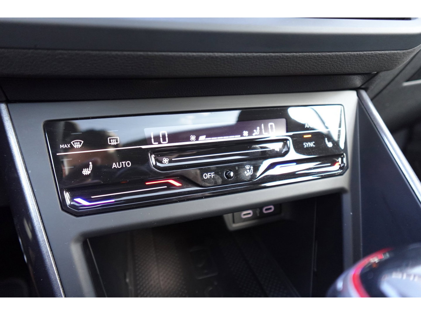 Volkswagen Polo 2.0 TSI GTI PANO KEYLESS BEATS