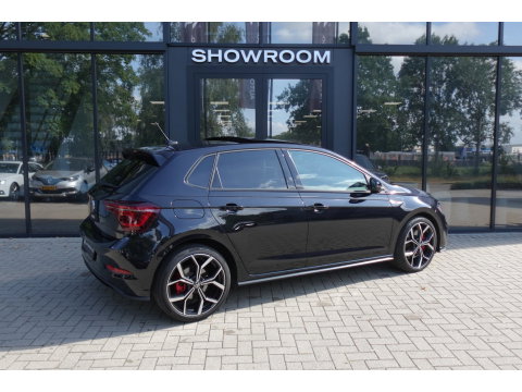Volkswagen Polo 2.0 TSI GTI PANO KEYLESS BEATS
