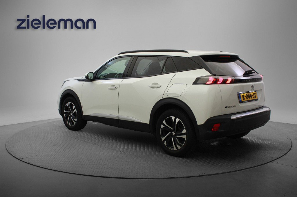 Peugeot e-2008