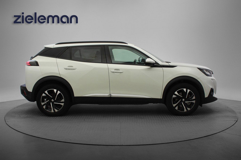 Peugeot e-2008