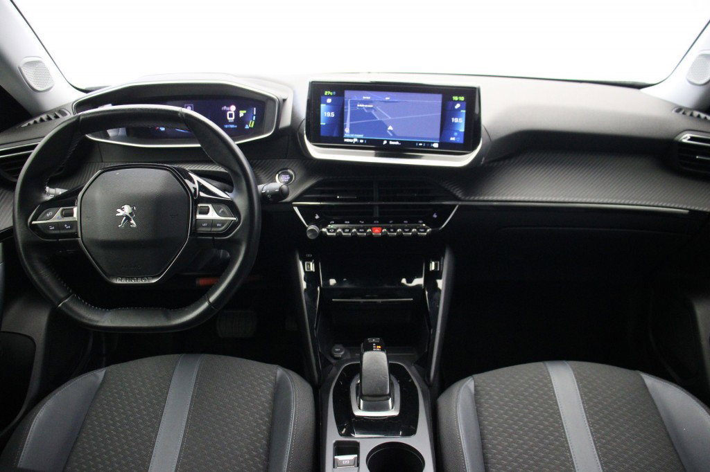 Peugeot e-2008
