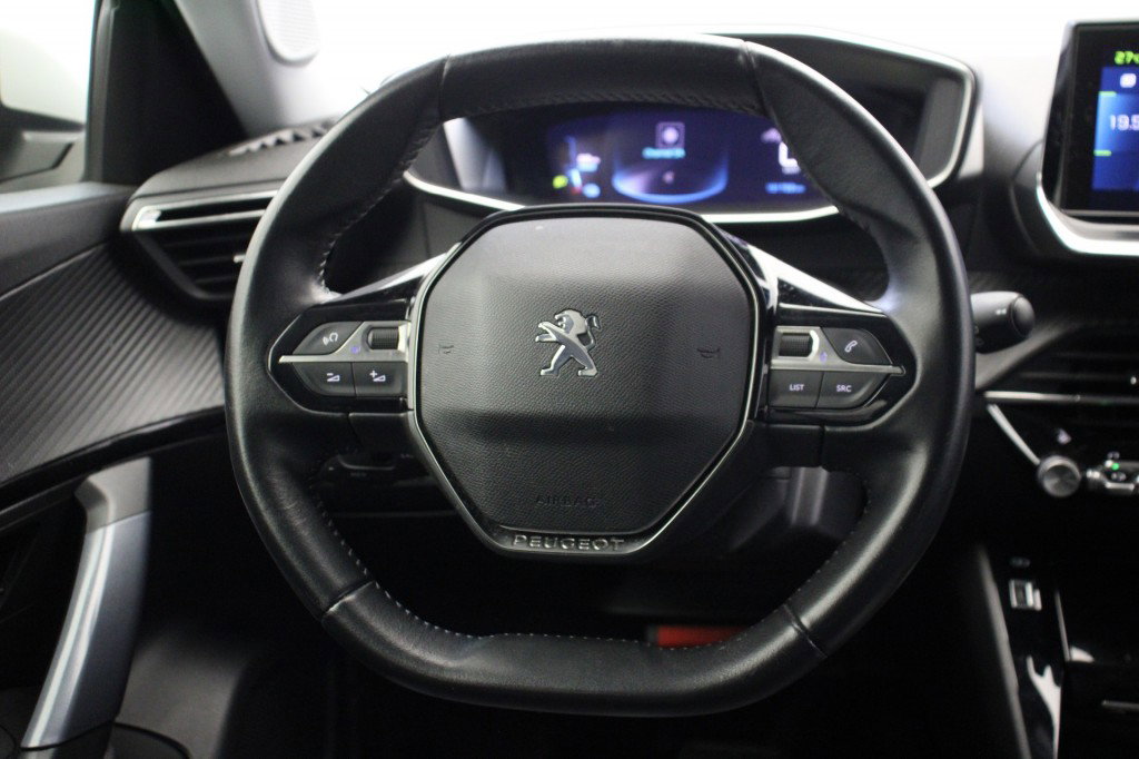 Peugeot e-2008