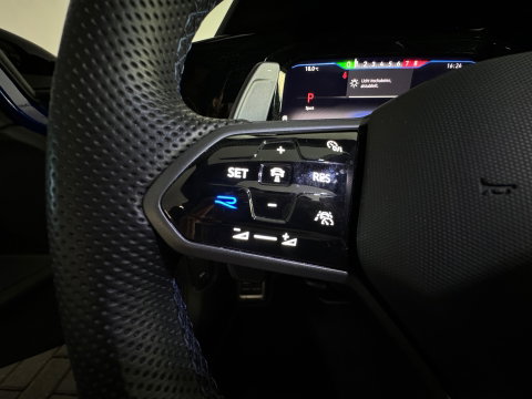Volkswagen Golf 2.0 TSI R 4Motion Performance Pano|Drift|H/K