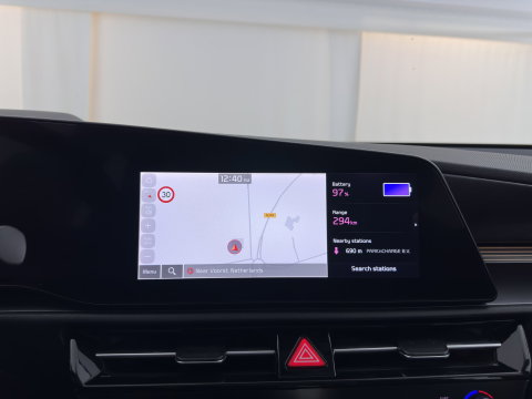 Kia Niro EV DynamicLine 64.8 kWh [3-Fase-11kW] {SoH-96%} (INCL-BTW) Aut. *LEATHER-FABRIC | ADAPTIVE-CRUISE | DIGI-COCKPIT | KEYLESS | CAMERA | DAB | COMFORTSEATS | SHIFTPADDLES | ECC | PDC | CARPLAY | AMBIENT-LIGHT | 17''ALU*