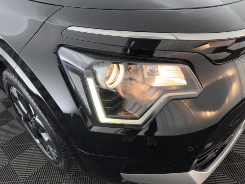 Kia Niro EV DynamicLine 64.8 kWh [3-Fase-11kW] {SoH-96%} (INCL-BTW) Aut. *LEATHER-FABRIC | ADAPTIVE-CRUISE | DIGI-COCKPIT | KEYLESS | CAMERA | DAB | COMFORTSEATS | SHIFTPADDLES | ECC | PDC | CARPLAY | AMBIENT-LIGHT | 17''ALU*