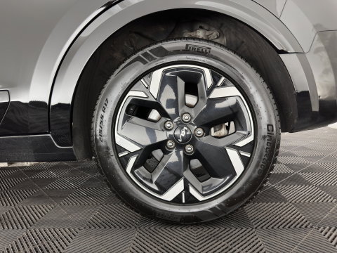 Kia Niro EV DynamicLine 64.8 kWh [3-Fase-11kW] {SoH-96%} (INCL-BTW) Aut. *LEATHER-FABRIC | ADAPTIVE-CRUISE | DIGI-COCKPIT | KEYLESS | CAMERA | DAB | COMFORTSEATS | SHIFTPADDLES | ECC | PDC | CARPLAY | AMBIENT-LIGHT | 17''ALU*