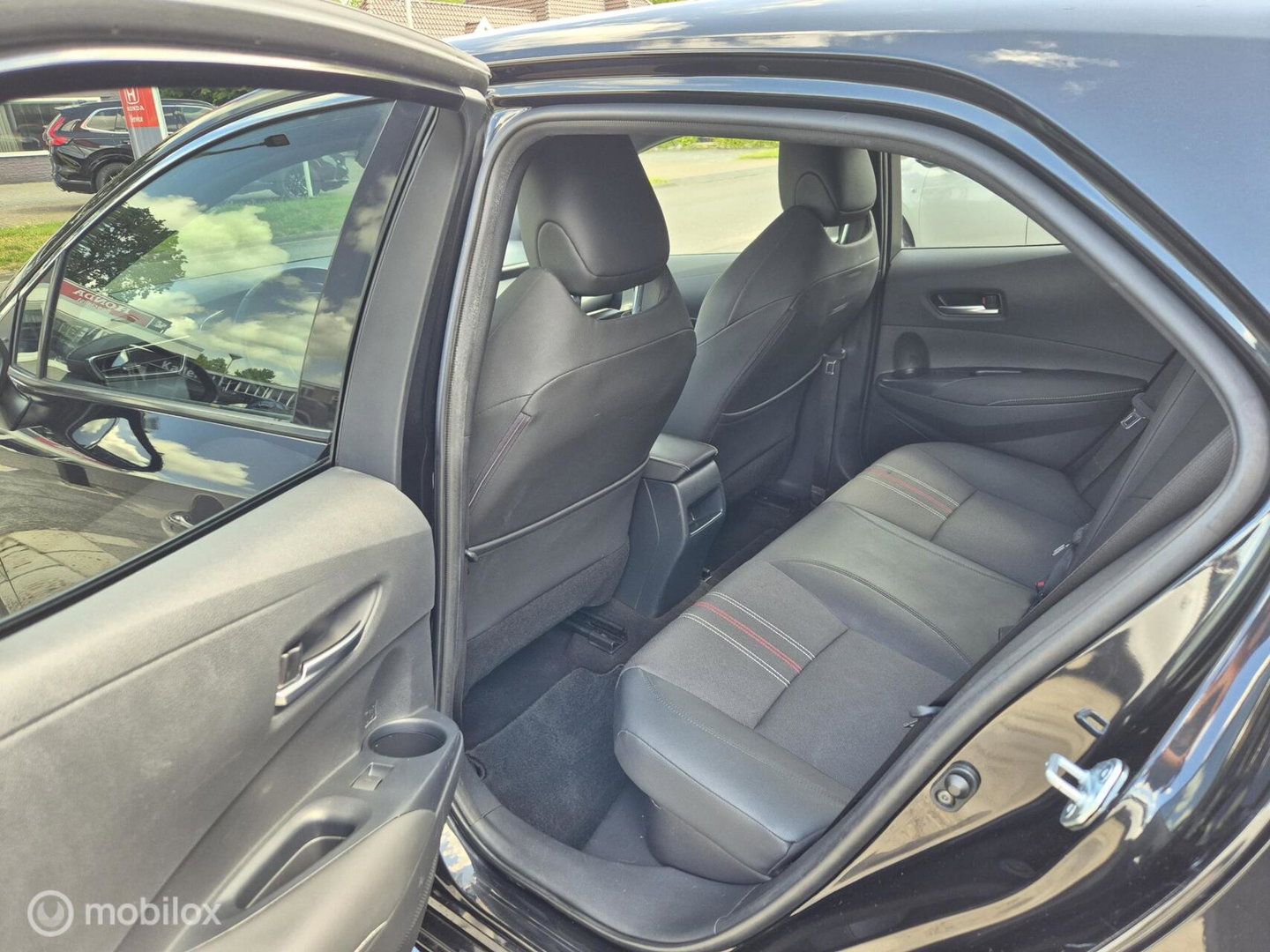Toyota Corolla 1.8 Hybrid GR-Sport, Camera, Stoelverwarming