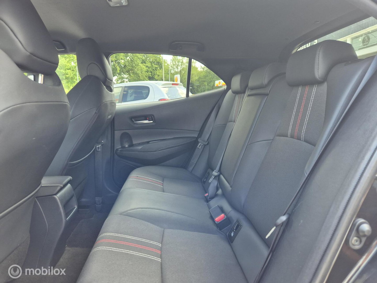 Toyota Corolla 1.8 Hybrid GR-Sport, Camera, Stoelverwarming