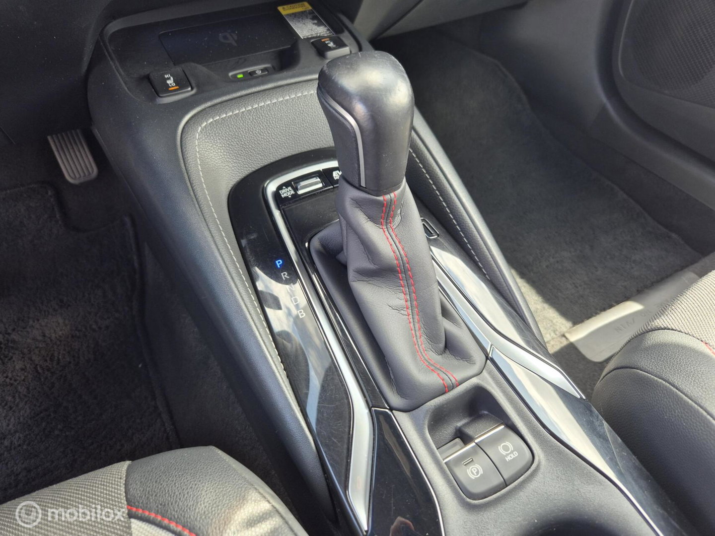 Toyota Corolla 1.8 Hybrid GR-Sport, Camera, Stoelverwarming