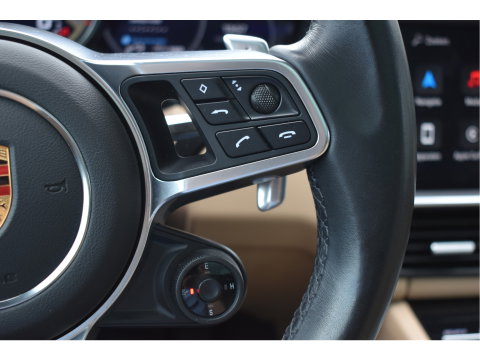 Porsche Cayenne Coupé 3.0 E-Hybrid 462 pk Chrono | NL-Auto | Luchtvering | Pano |Standkachel | 360 gr.camera | Full LED | Netjes